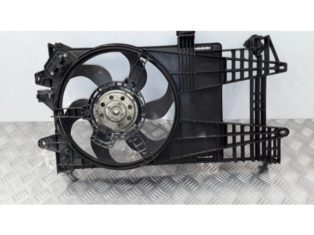 Вентилятор радиатора     9010857, M13000800    Lancia Ypsilon 1.2