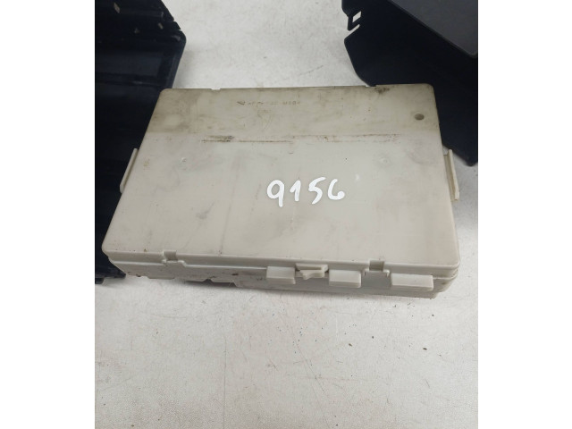 Pojistková skříňka 7154708230, 284B97Y000 Nissan Murano Z50 2006