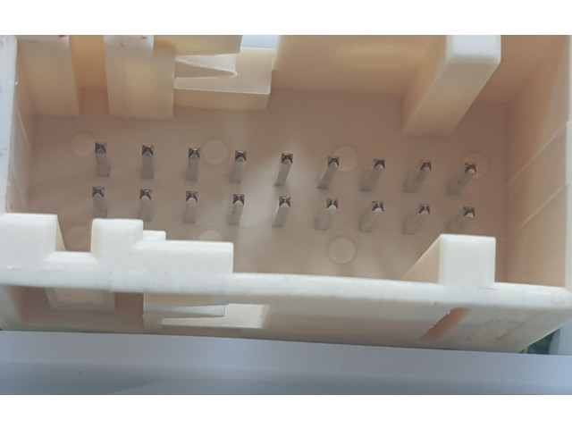 Спидометр (приборный щиток)    9831955780, 9822703980   Peugeot 2008 I