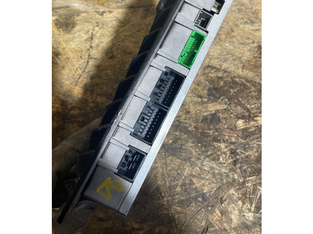 Звукоусилитель Jaguar XF - года