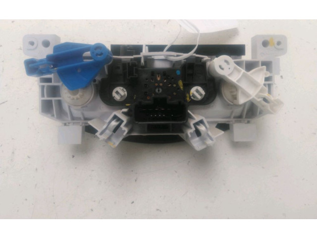 Блок управления климат-контролем 6001551800 Dacia Logan I