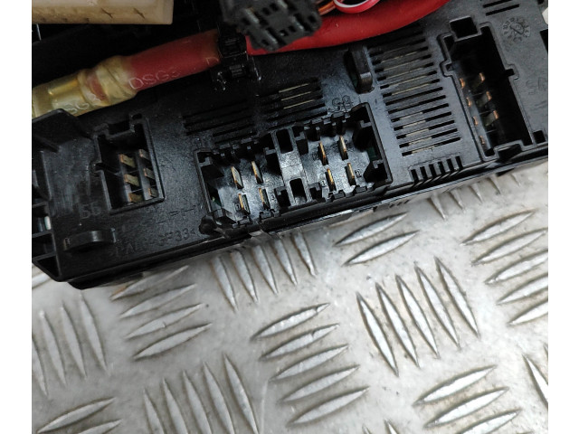   Pojistková skříňka A1679067303   Mercedes-Benz GLE W167 2024