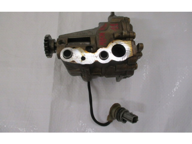 Масляный насос   150002257R  Renault Clio IV 