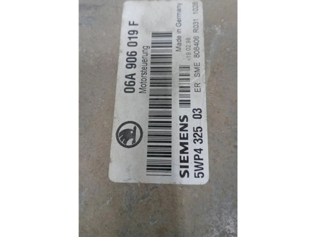 Блок управления 06A906019F, 0090047 Skoda Octavia Mk1 (1U)