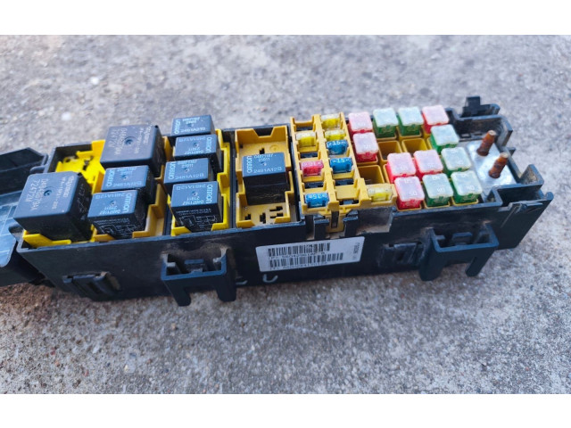 Блок предохранителей  P56042961AF   Jeep Grand Cherokee (WJ)    