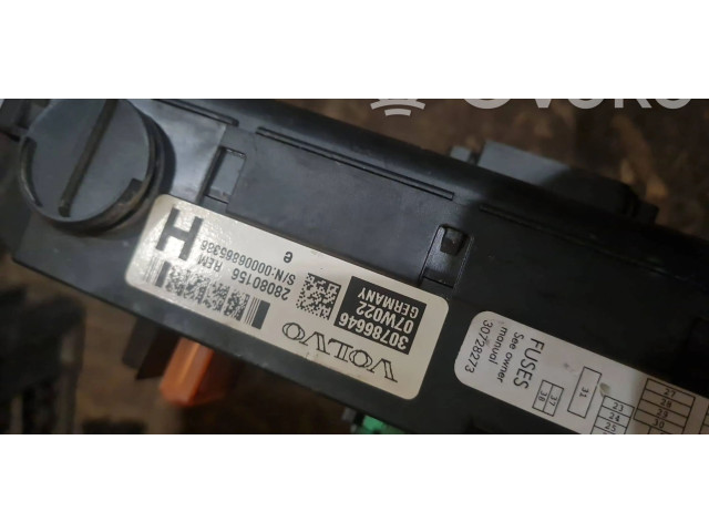   Pojistková skříňka 30786646   Volvo XC90 2009