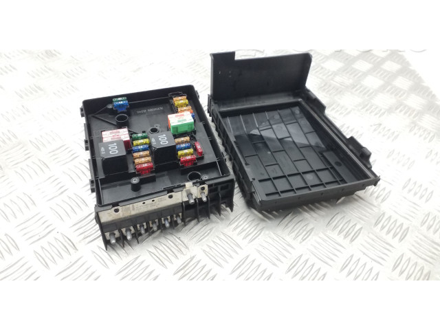 Pojistková skříňka 1K0937125B, 1K0937132F Volkswagen Scirocco 2008