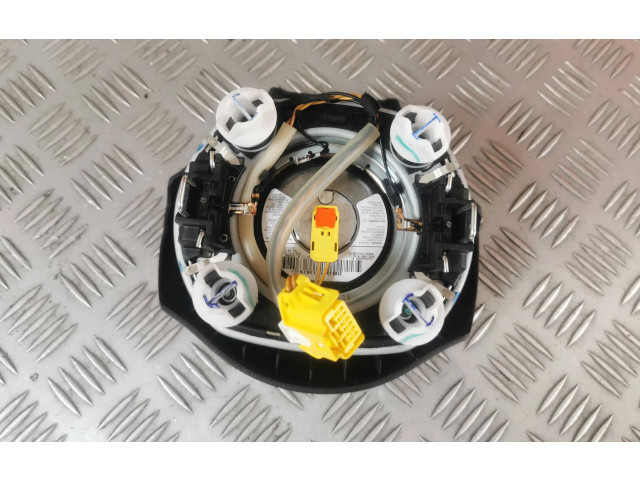 Надувная подушка для руля 1KM880201 Volkswagen Jetta V 2005 - 2010 года