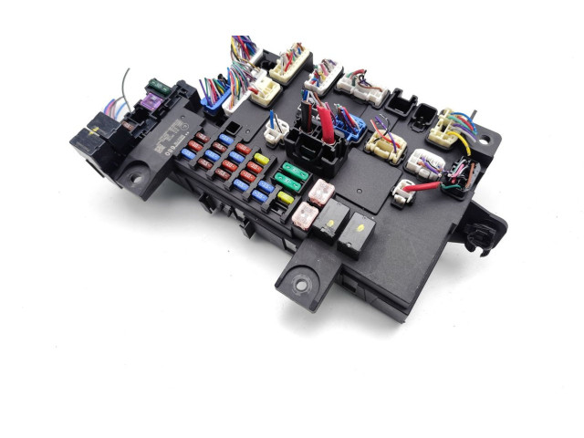 Блок предохранителей 8637B680 Mitsubishi Outlander
