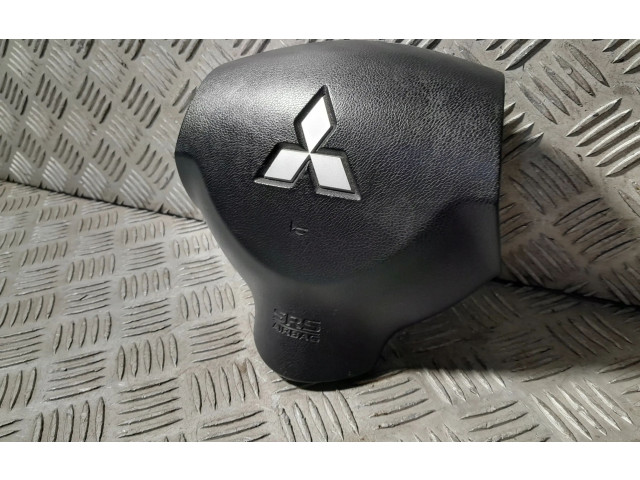 Подушка безопасности водителя 7030A217XA Mitsubishi Colt