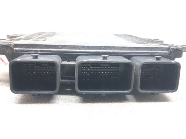 Блок управления двигателем Блок управления MEC110-152 Nissan Sentra B16