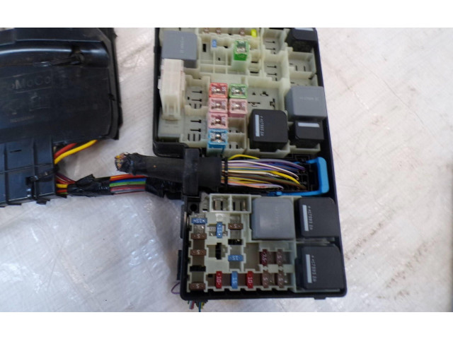 Блок предохранителей  GV4T-14K733-BMG   Ford Kuga II    