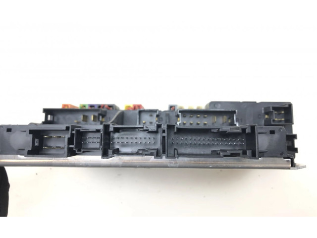 Блок предохранителей 10091518, A2305453932 Mercedes-Benz SL R230