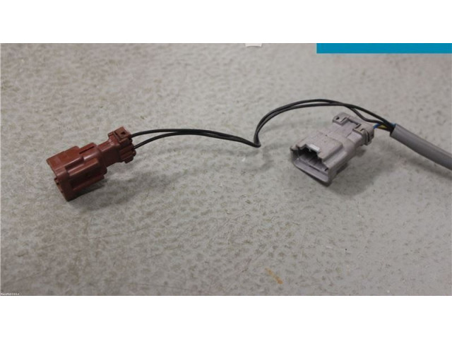 Зеркало электрическое Nissan Navara D22 1997 - 2004 года