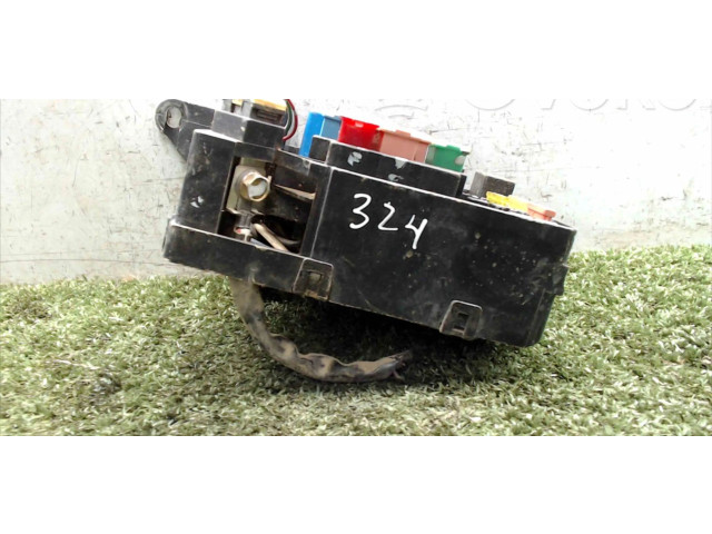 Блок предохранителей Mitsubishi L200