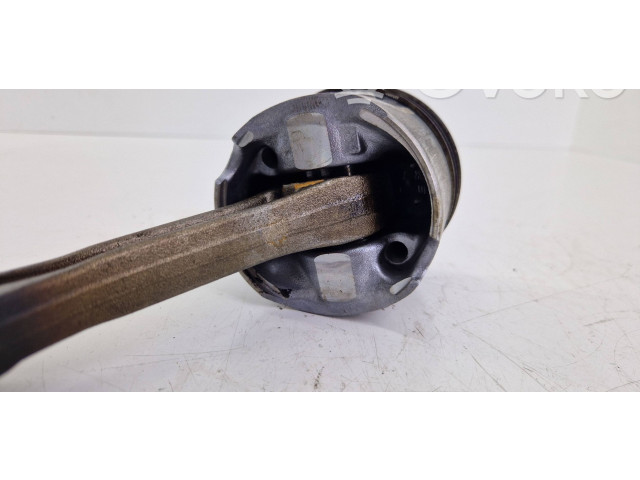 Píst 059CB, DHX   Audi Q7 4M     