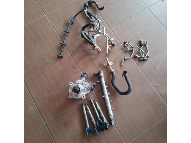 Vstřikovač A6540704301, 0445010736 Mercedes-Benz E W213 pro naftový motor 2.2