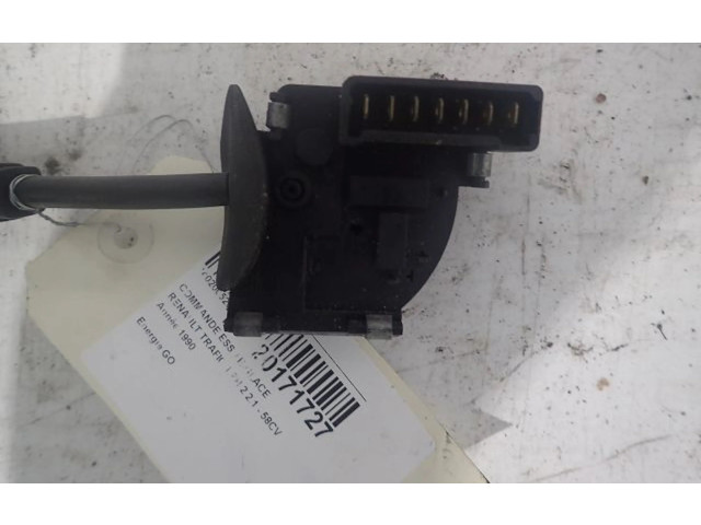 Ручка стеклоочистителей    Renault Trafic I