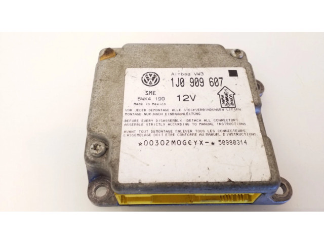 Блок подушек безопасности 1J0909607   Audi A4 S4 B5 8D