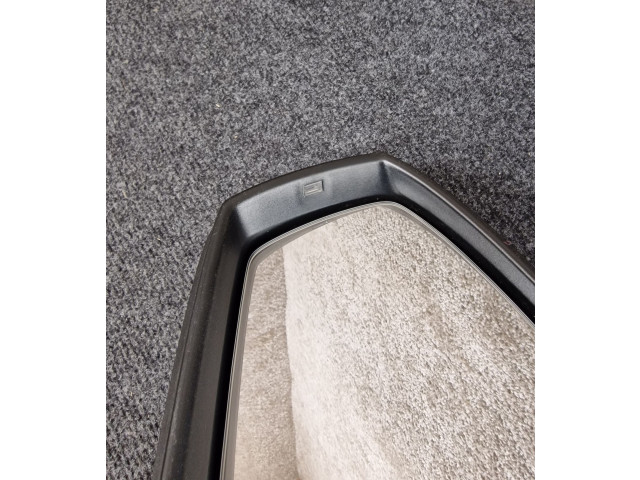 Zpětné zrcátko  Volkswagen Tiguan Allspace 2017    