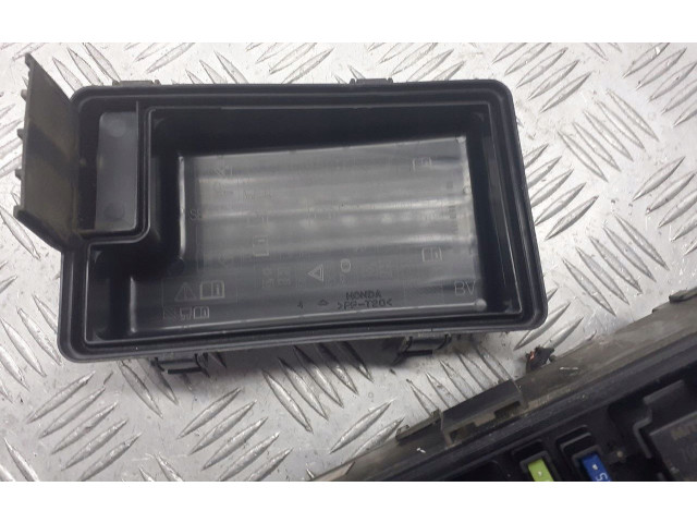 Блок предохранителей Honda Accord