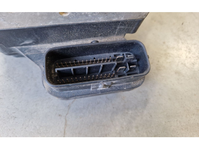 Блок АБС MN102452, 1338007110 Mitsubishi L200 2006 - 2014 года