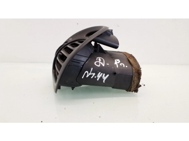 Боковая воздушная решётка