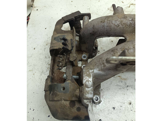 Форсунка     Subaru Forester SG  EJ201 