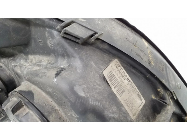 Передняя фара