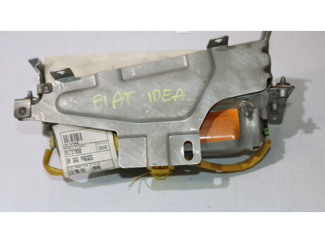 Подушка безопасности пассажира 468450840, 468450840 Fiat Idea