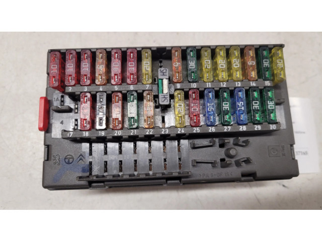 Блок предохранителей 9627935480 Citroen Xantia