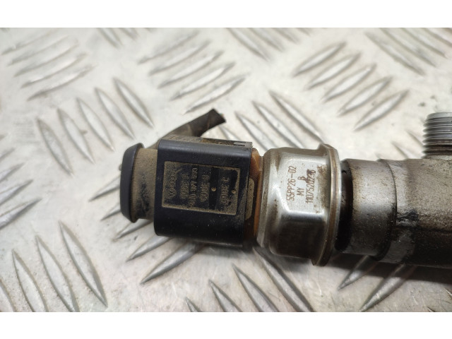 Топливная рампа 03L130089B   Skoda Fabia Mk2 (5J)   для двигателя CAYB