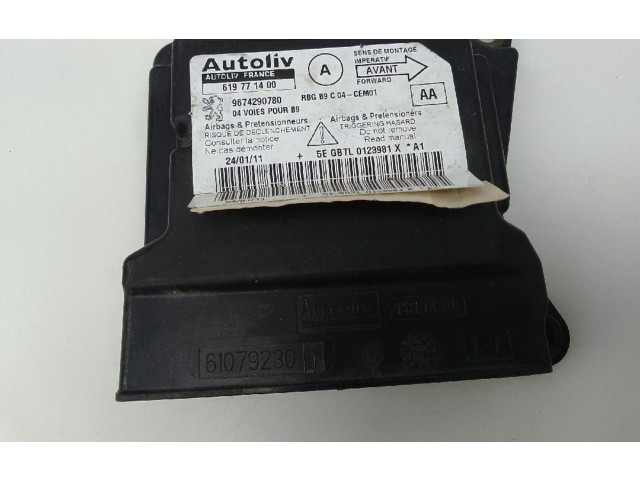 Блок подушек безопасности 619771400   Peugeot 2008 I
