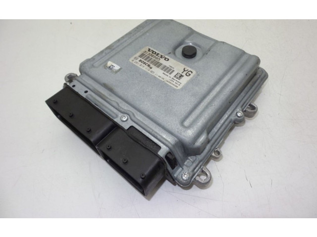 Блок управления впрыском 31336983   Volvo V70