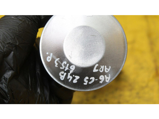  Поршень с шатуном    Audi A6 S6 C5 4B  