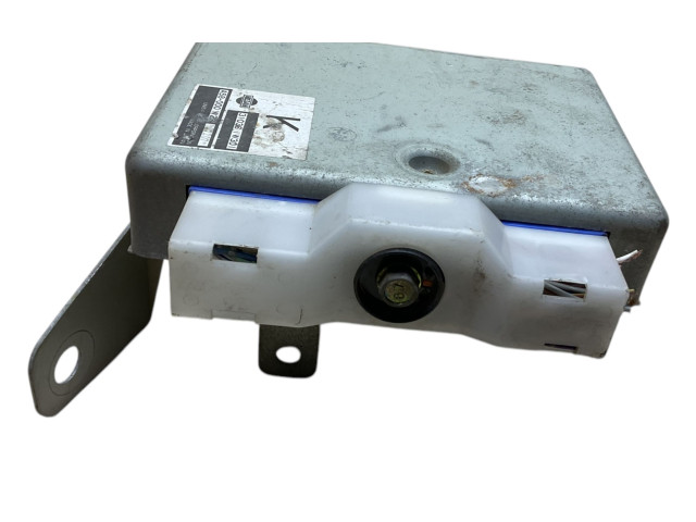 Блок управления коробкой передач 310361W301 Infiniti QX4