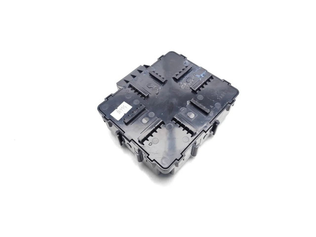 Блок комфорта 95310-J7200, 41W8J6-1000 KIA Xceed