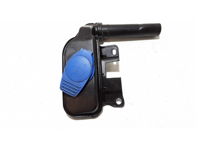 Бачок оконной жидкости