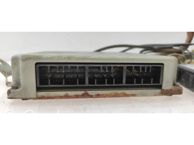 Řídící jednotka 22611AG320, 88205AE000 Subaru Forester SF 2002