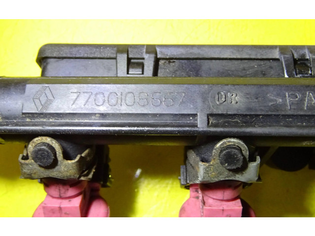 Топливная рампа 7700108667, 7700109066   Renault Clio II  