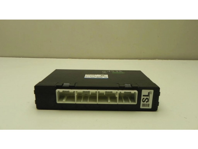 Блок управления 116RI000730, G1975 Subaru Forester SH