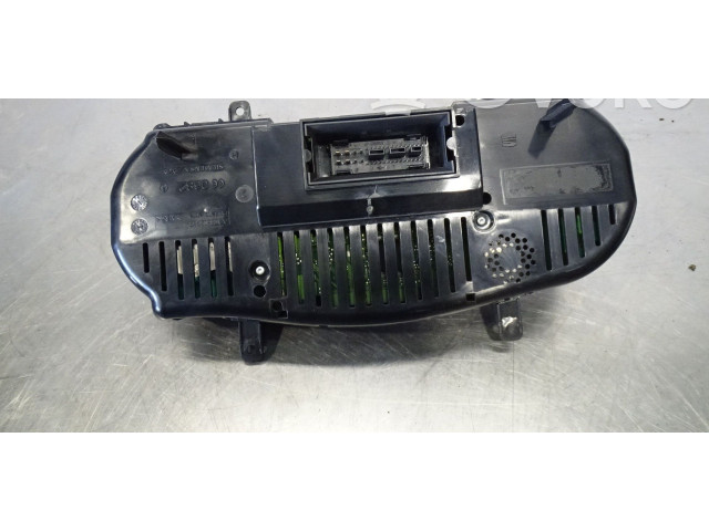 Přístrojová deska Seat Altea XL 2008 A2C53029654