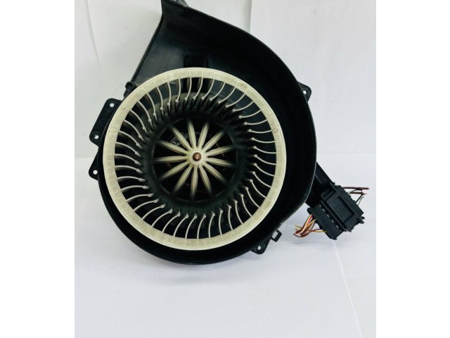 Вентилятор печки 6Q1819015H Skoda Fabia Mk1 (6Y)