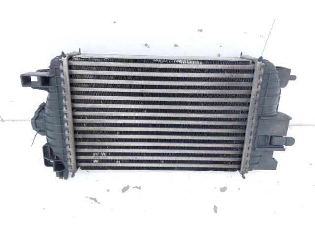 Интеркулер  13337687   Opel Meriva B 