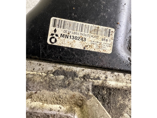 Интеркулер MN130321, A6390900414 Mitsubishi Colt