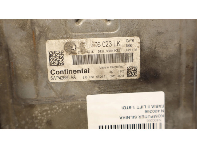 Блок управления двигателем Блок управления 5WP42686AA Skoda Fabia Mk2 (5J)