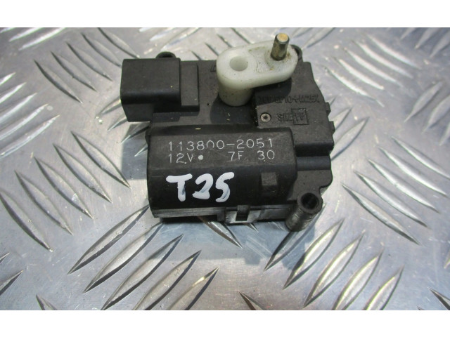 Vstřikovač 113800-2051 Toyota Avensis T250