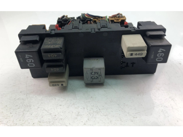   Pojistková skříňka 3C0937049D   olkswagen Jetta V 2006