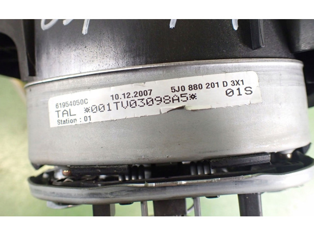 Подушка безопасности водителя 5J0880201D Skoda Fabia Mk2 (5J)