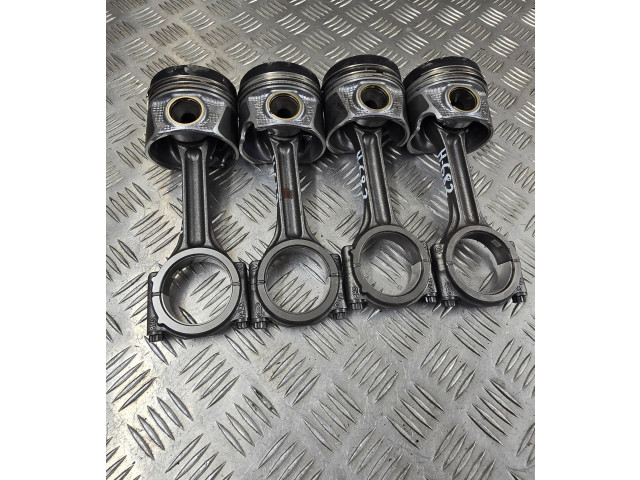 Поршень с шатуном 02604LA2 Volkswagen Golf VII